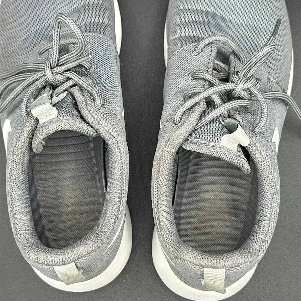 gray & white Nike Roshe One running shoes size 8